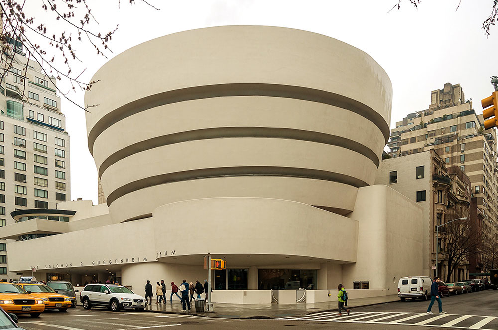 Guggenheim Museum by frank lloyd wright in New York